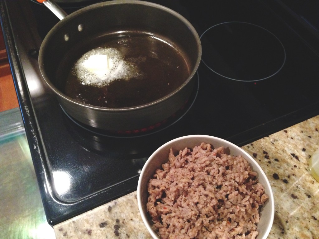 browned italian sausage drained grease pat of butter making roux saute mushrooms and onions