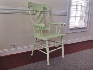 ugly oak refurb part chair antique captains chair full view final product primed painted sealed distressed Valspar Bullseye Rustoleum